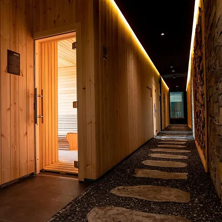 Alpine Luxe Janosevic 011 *